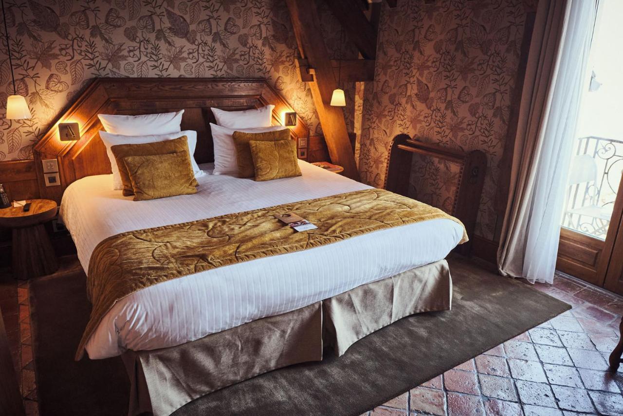 Готель Relais Bernard Loiseau Сольє Екстер'єр фото